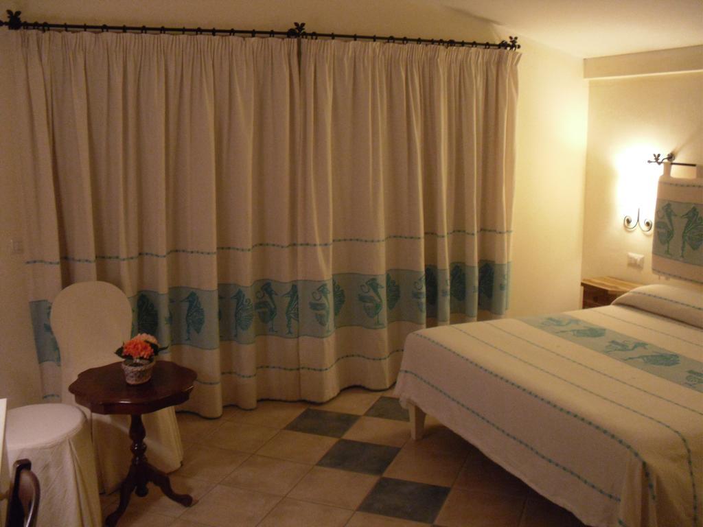 Hotel Maxim Olbia Exteriér fotografie